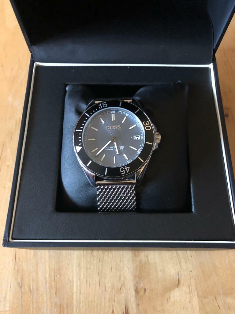 hugo boss divers watch